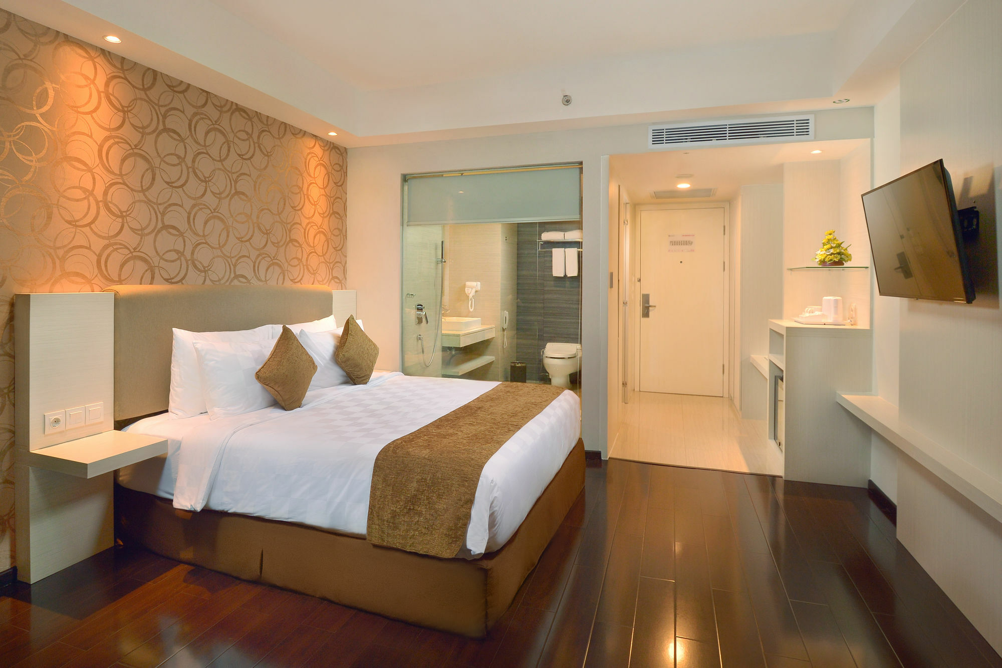 Platinum Adisucipto Hotel & Conference Center Kalasan Kültér fotó